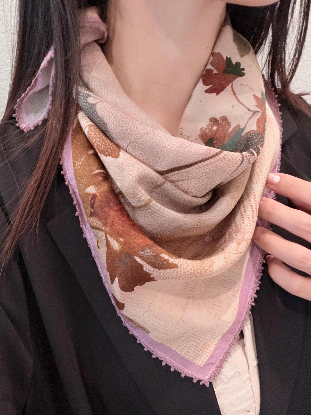 Maple Leaf Lace Neckerchief — image 2