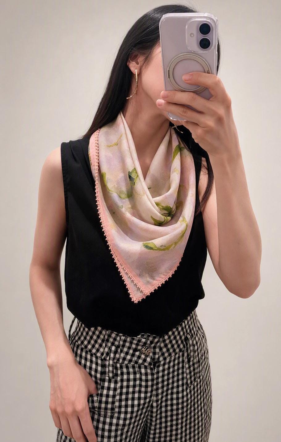 Lily of the Valley Lace Neckerchief — image 3